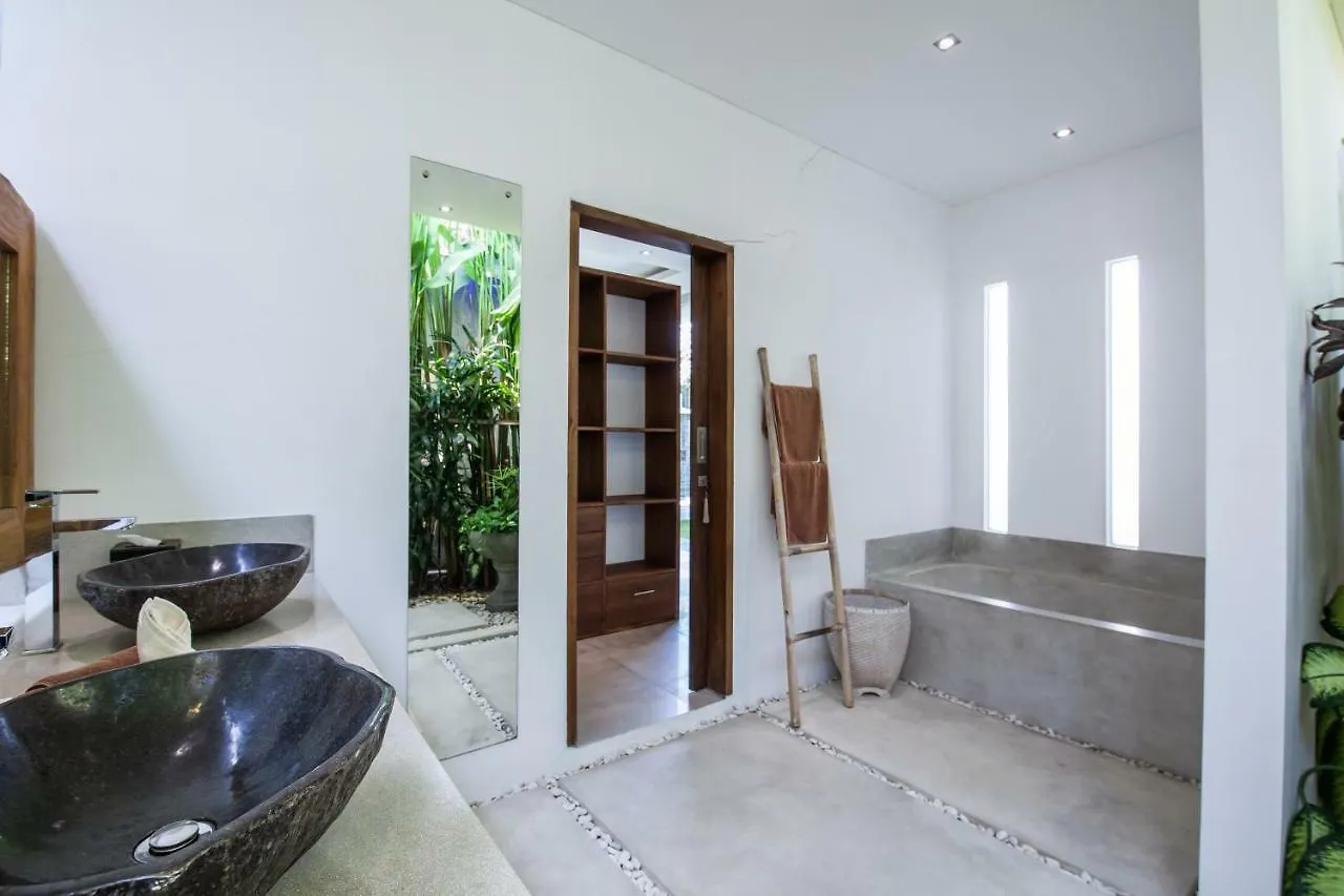 Villa Cempaka Ungu 塞米亚克