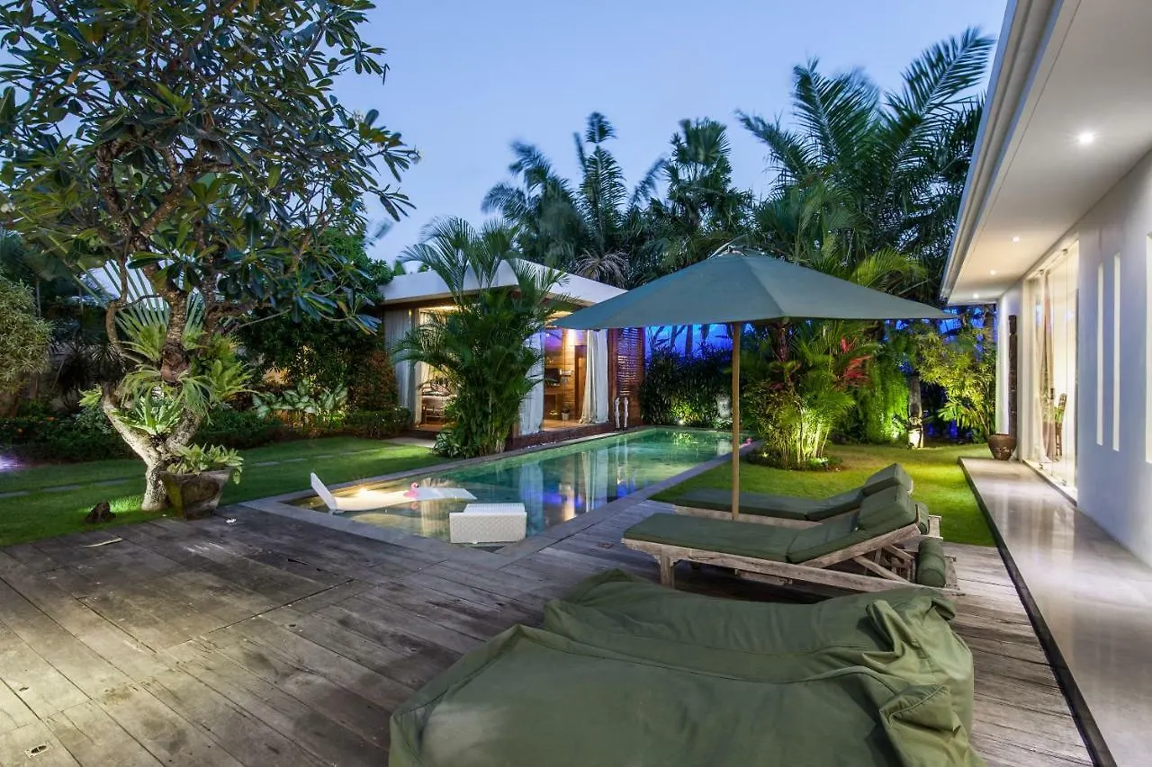 Villa Cempaka Ungu 塞米亚克 0*,